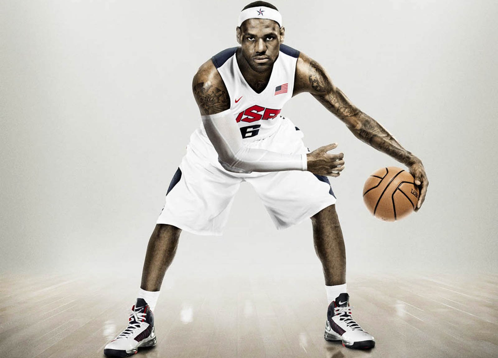 红军前6次对阵国米4胜2负，有望成第二支3次欧冠客胜国米球队（红军对国米6战4胜2负，剑指成为欧冠客场三克国米的第二队）