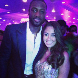 梅西当选美职联年度MVP，29球19助攻助迈阿密国际首夺总冠军（梅西荣膺美职联年度MVP，29球19助助迈阿密国际夺队史首冠）