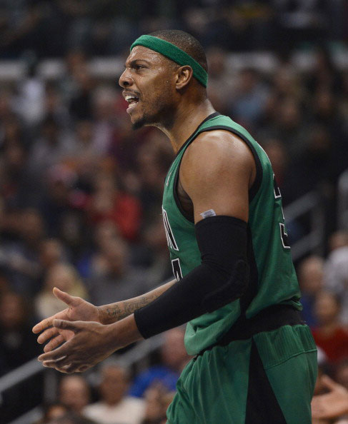 环足奖年度最佳中场候选：维尔茨、若昂-内维斯、佩德里在列（环足奖年度最佳中场候选名单出炉：维尔茨、若昂-内维斯、佩德里入选）