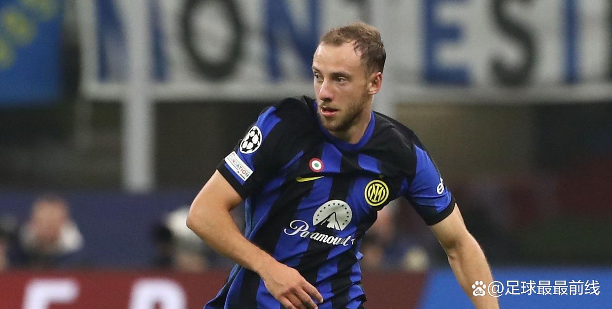 门将扑出关键点球，球迷热议