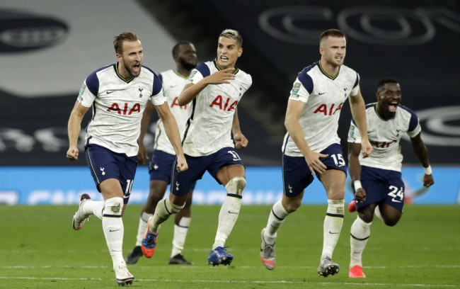 一粒精彩进球，一个属于阿德里安的特别夜晚😍（那一记惊艳破门，点亮阿德里安的专属之夜😍）