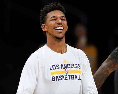 广州vs四川前瞻：郭艾伦有望复出冲首胜，四川或全华班出战（广州对阵四川前瞻：郭艾伦或迎复出冲赛季首胜，四川队可能全华班出击）