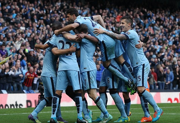 意甲登顶！让2追3 米兰3-2客胜都灵反超两强 普利西奇替补双响（逆转登顶意甲！米兰客场3-2击退都灵反超双雄 普利西奇替补梅开二度）