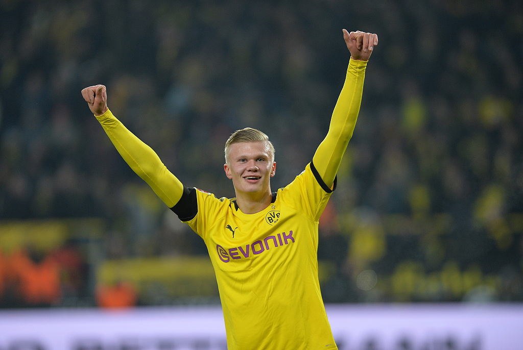 乌迪内斯2-0帕尔马，扎尼奥洛破门，凯南-戴维斯锦上添花（乌迪内斯2比0力克帕尔马：扎尼奥洛先开纪录，凯南-戴维斯锁定胜局）