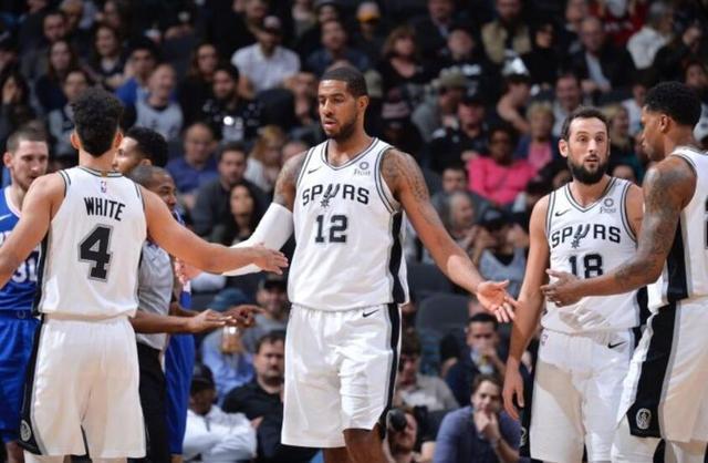 喜讯！新斯卢茨基已跟蓉城正式签约，德转官宣确认他下赛季会带队（重磅！斯卢茨基正式加盟成都蓉城，德转官宣其将执教下赛季）