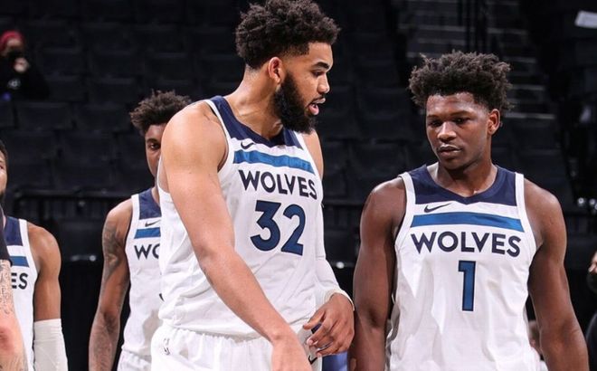 欧冠淘汰赛前瞻：巴黎对阵切尔西,（欧冠淘汰赛焦点战：巴黎迎战切尔西）