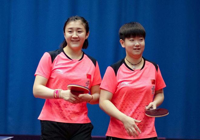 新加坡因其 新加坡因其